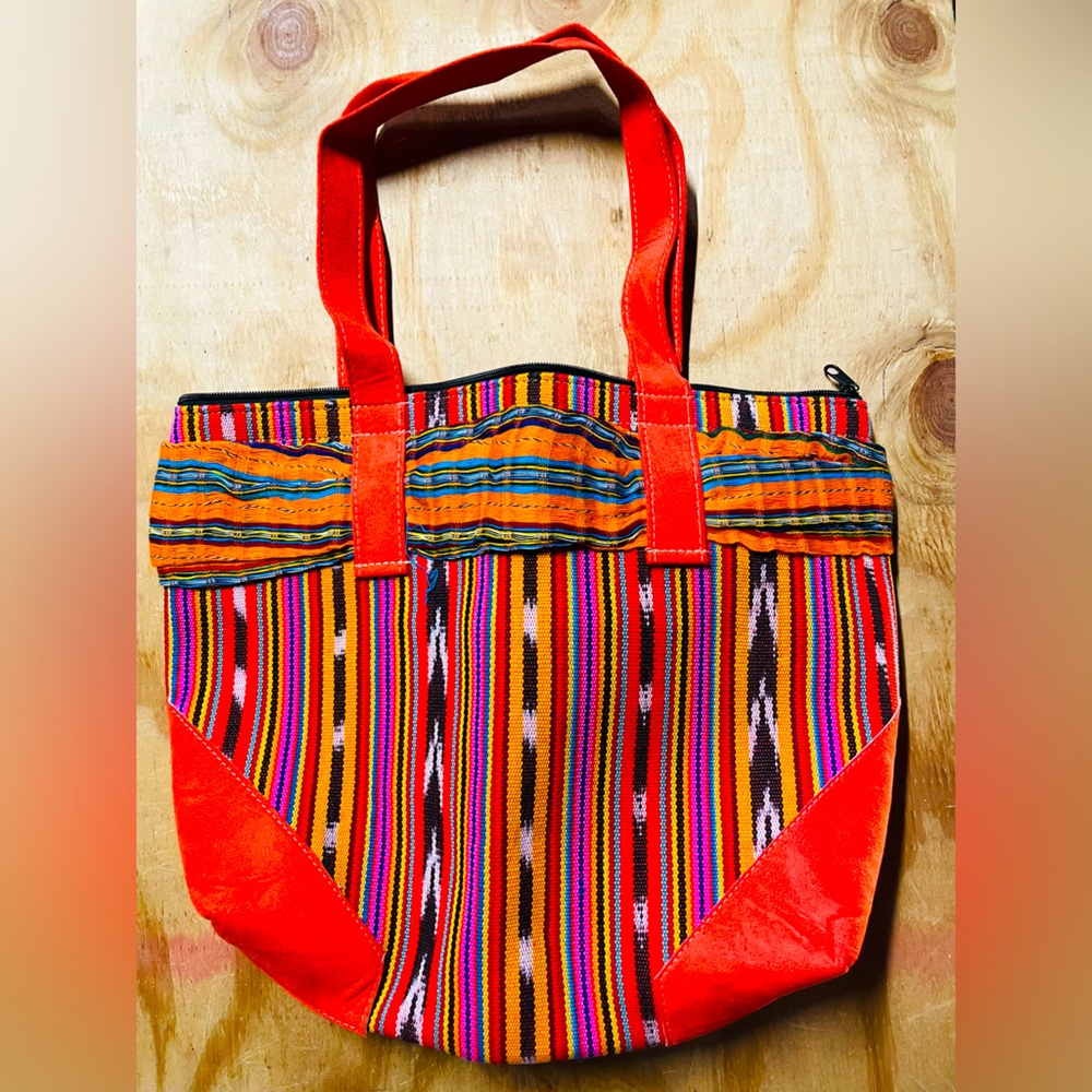 Authentic Guatemalan Shoulder Bag - image 3